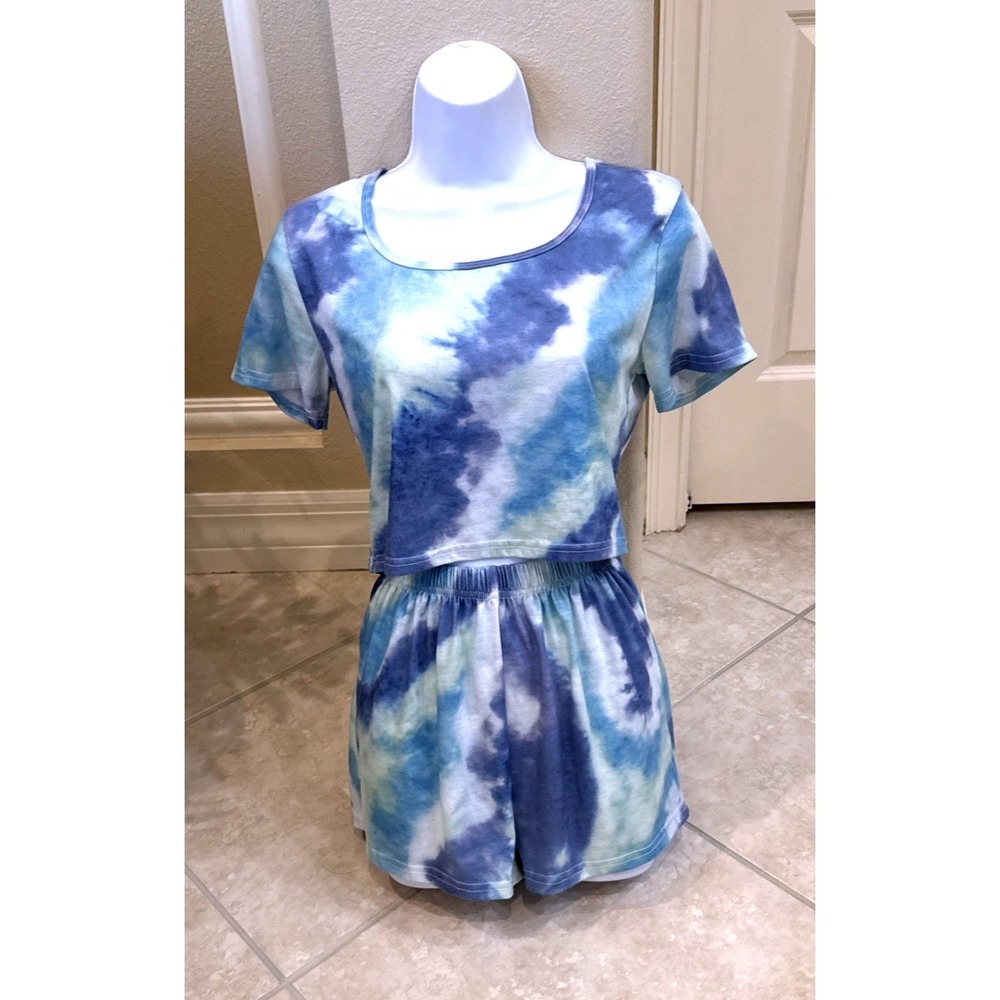 Romwe Blue Tie Dye 2 Piece Lounge PJ Set Crop Top and Shorts Small